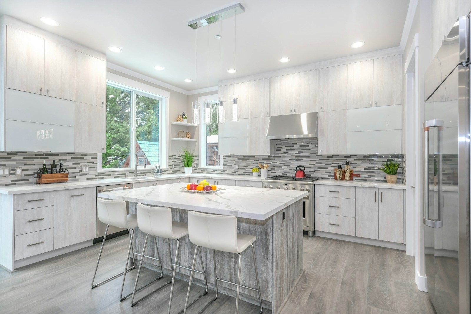 Buying vs Building a Kitchen Island: A Cost Comparison