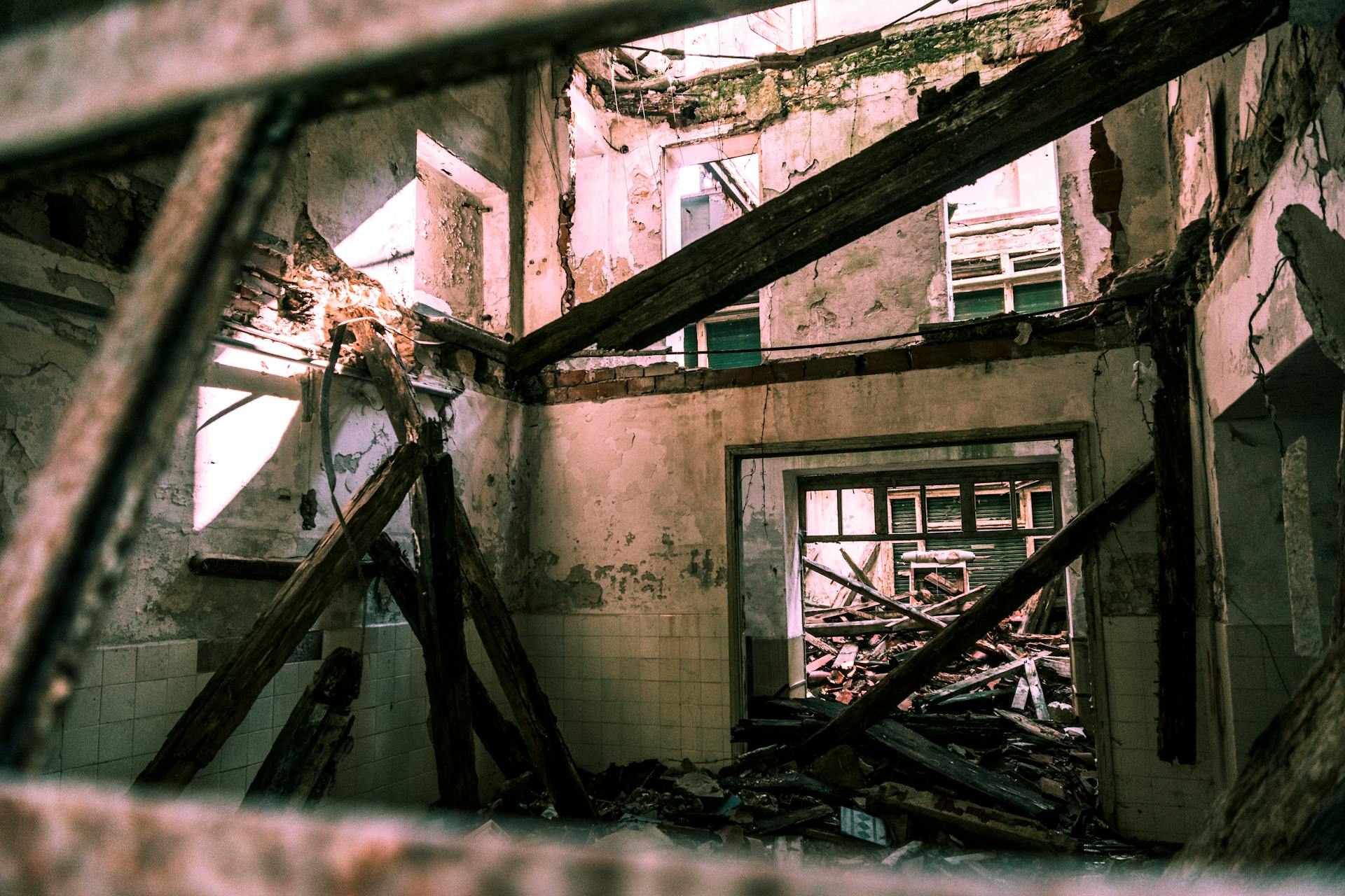 How to Approach Demolition Before Building A New Home